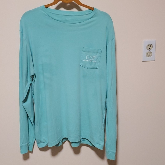 Vineyard Vines Tops - Vinyard Vines blue cotton shirt size M